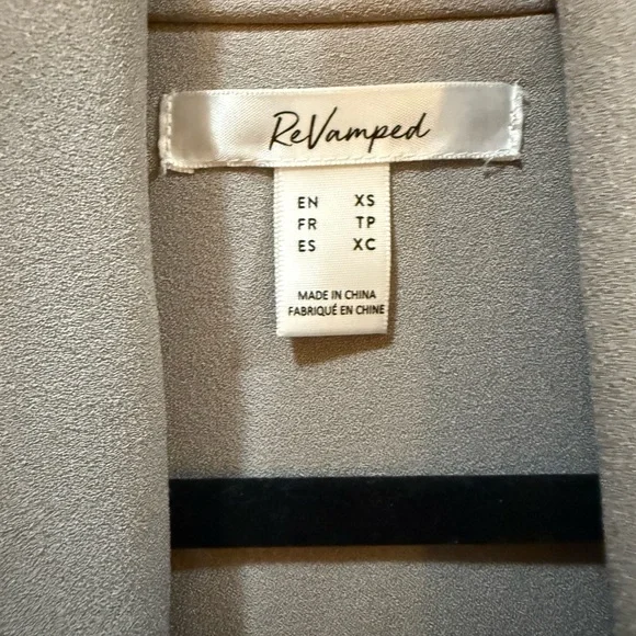 Revamped jacket - Picture 3 of 3